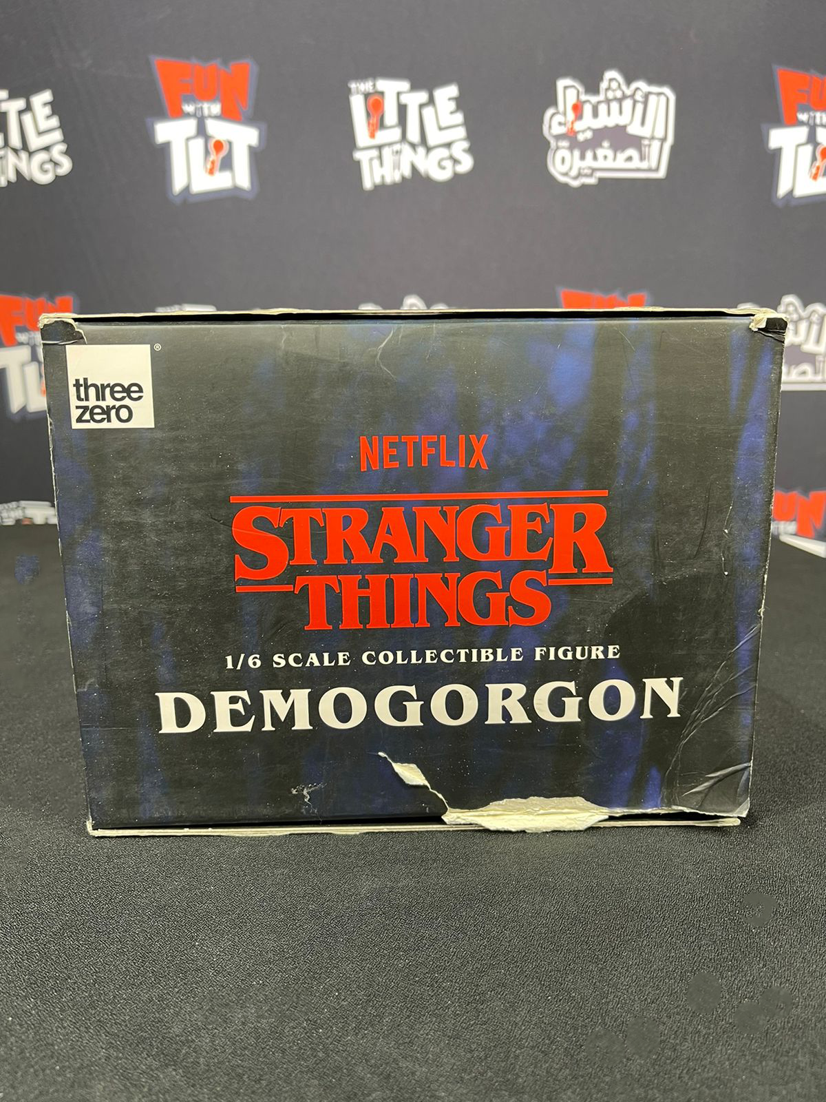 Stranger Things Demogorgon Figure by Threezero [Damaged Box]